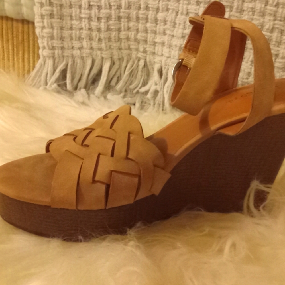 Iindigo rd Wedges